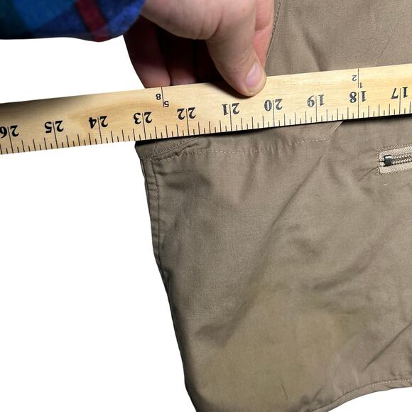 Vintage Orvis Tan Fishing Cargo Vest Size XL 23x21 - Picture 10 of 10